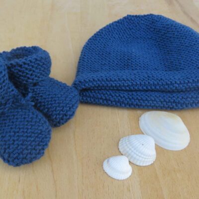 Bonnet et chaussons mérinos pour bébé
