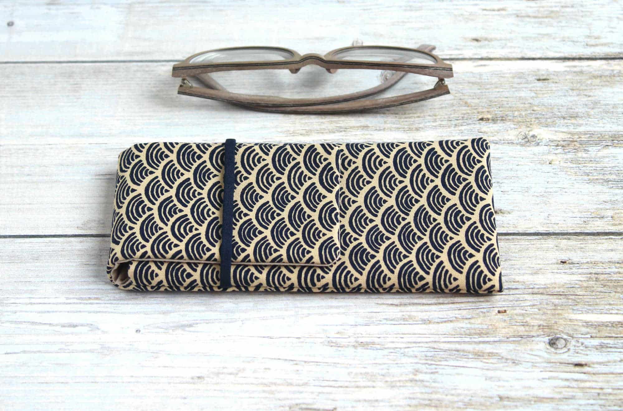 Étui à lunettes tissu japonais seigaiha, pochette range lunettes molletonnée – Image 3