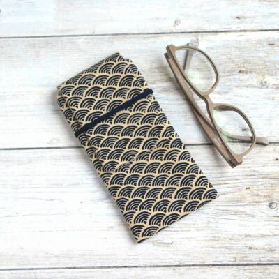 Étui à lunettes tissu japonais seigaiha, pochette range lunettes molletonnée