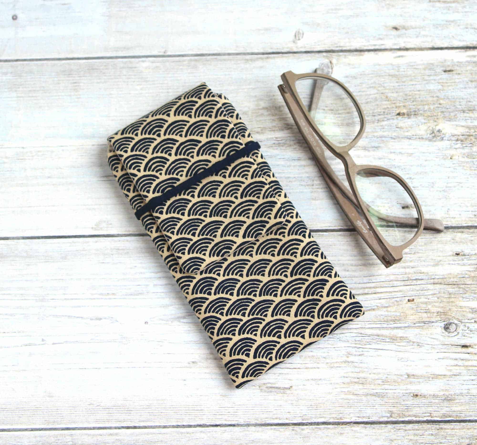 Étui à lunettes tissu japonais seigaiha, pochette range lunettes molletonnée