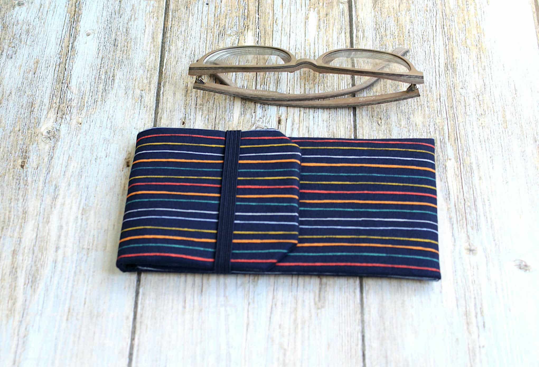 pochette lunettes molletonnee