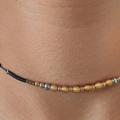 Collier ras du cou asymétrique et bracelet double rang, ajustables, perles acier argent et doré