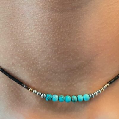 Collier ras du cou asymétrique et bracelet double rang, ajustables, perles pierre turquoise