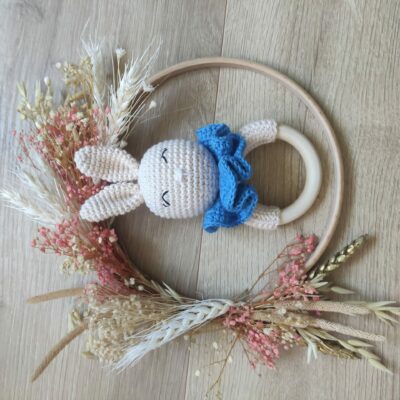 hochet lapin bleu