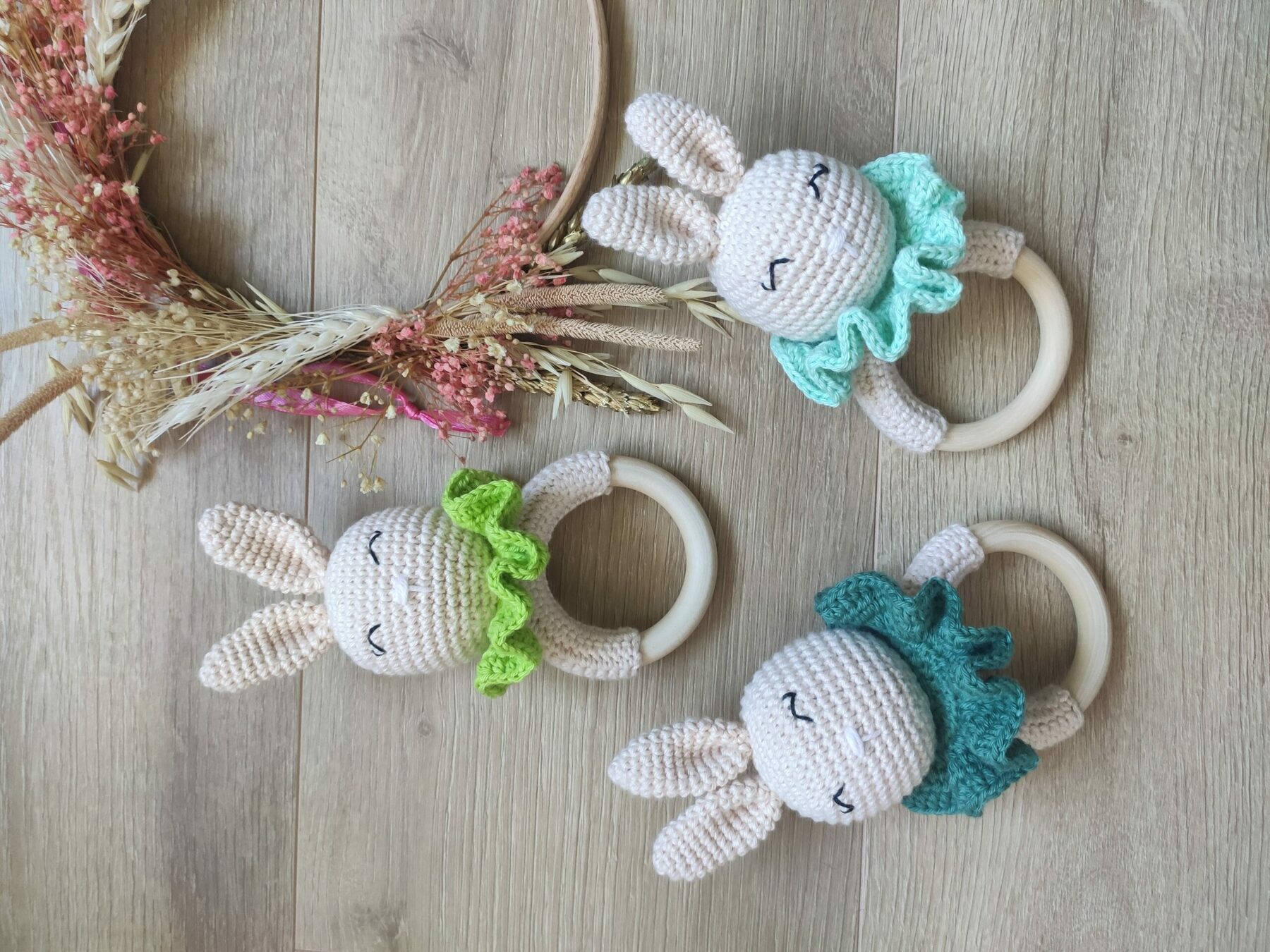trio de lapins verts