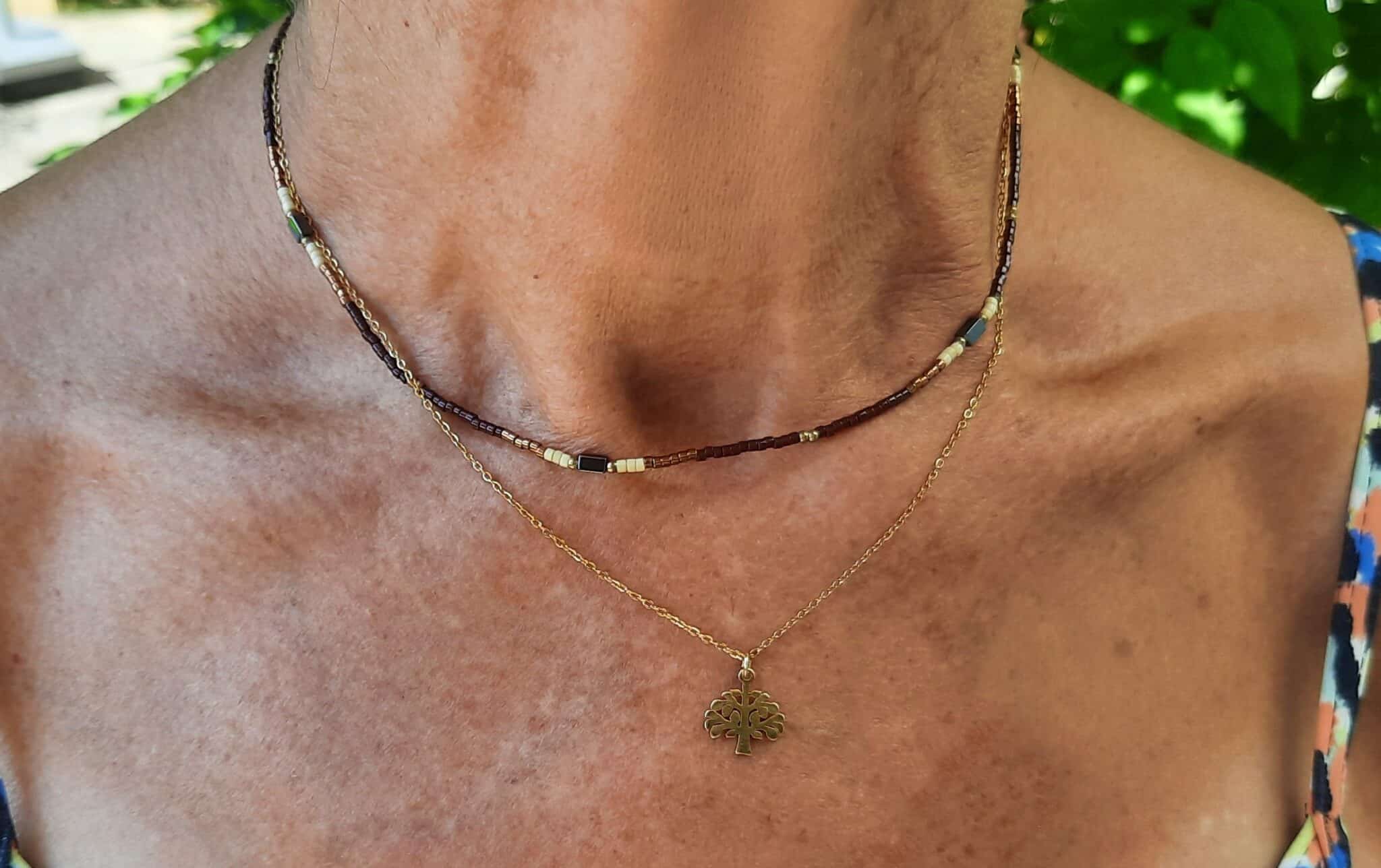 Collier ras du cou double, perles "Miyuki", chaîne et pendentif "Arbre de vie" en acier inoxydable doré – Image 5
