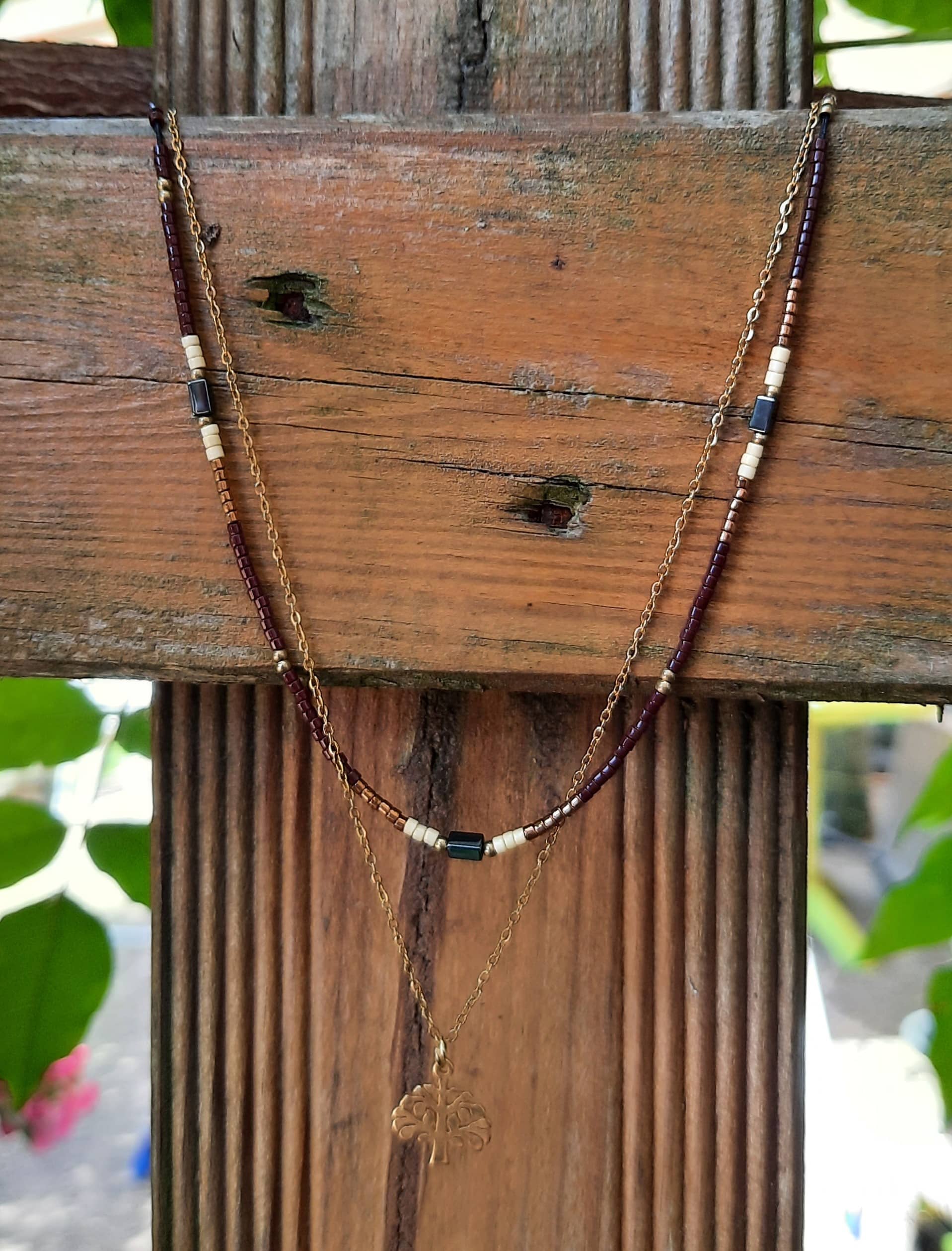 Collier ras du cou double, perles "Miyuki", chaîne et pendentif "Arbre de vie" en acier inoxydable doré – Image 3
