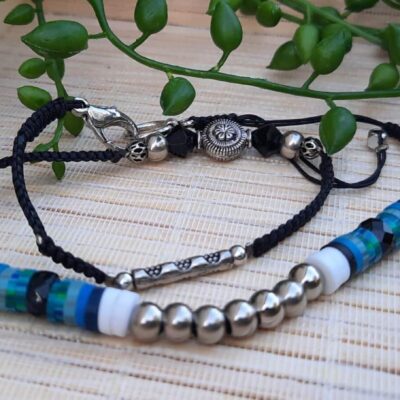 Bracelet unisexe, double tour, ajustable, perles acier et perles Heishi bleues et blanches