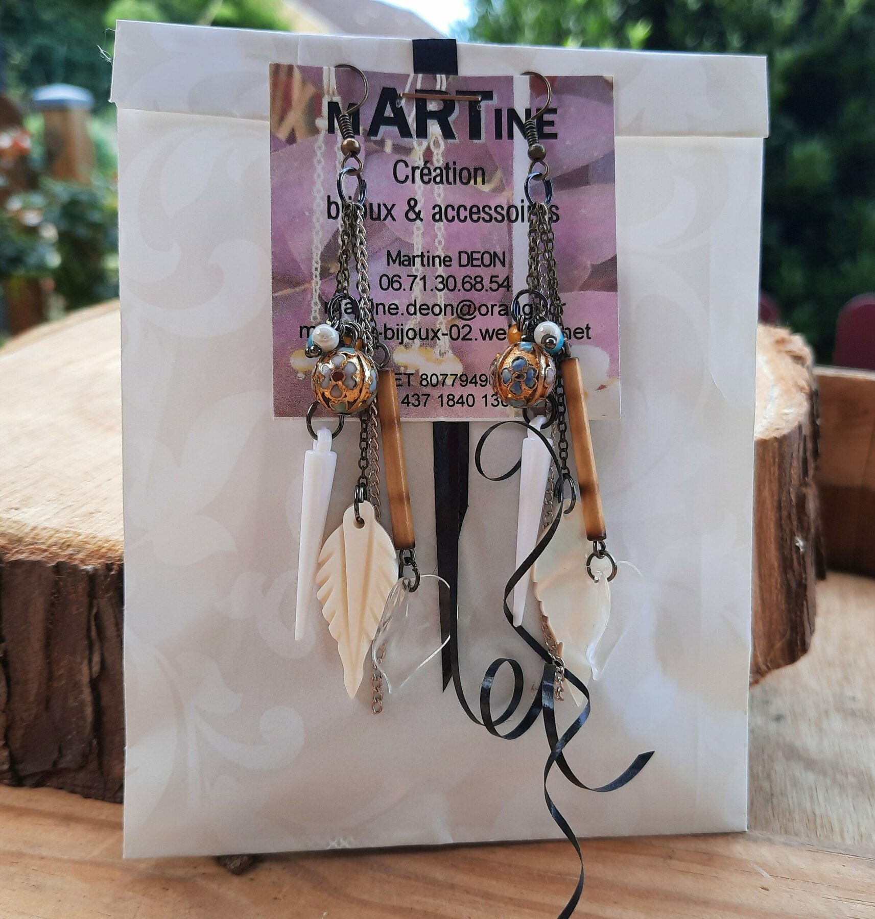 Boucles d'oreilles longues multicolores – Image 4