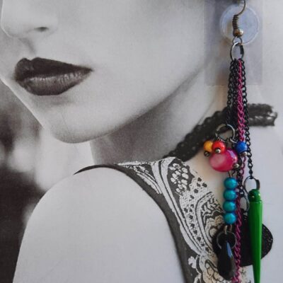 Boucles d'oreilles longues multicolores