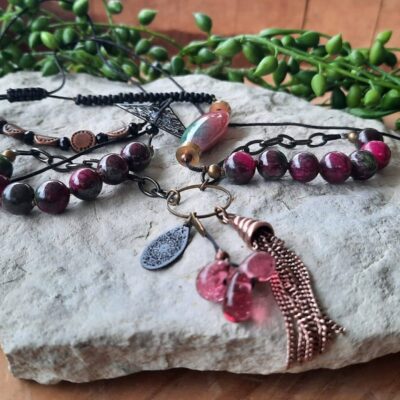 Sautoir chic et moderne, ajustable, perles pierres naturelles jade rose et vert - Lithothérapie