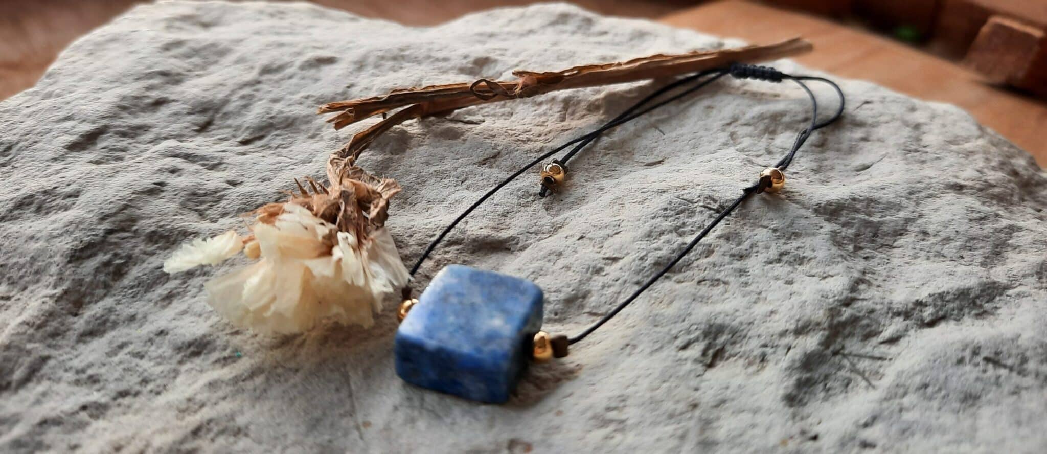 Bracelets ajustables, montés sur fil de nylon tressé, perles rondes plaqué or, perle Millefiori, oiseau argent 925, Calcite bleue, Calcite rose, nacre, Lithothérapie – Image 7