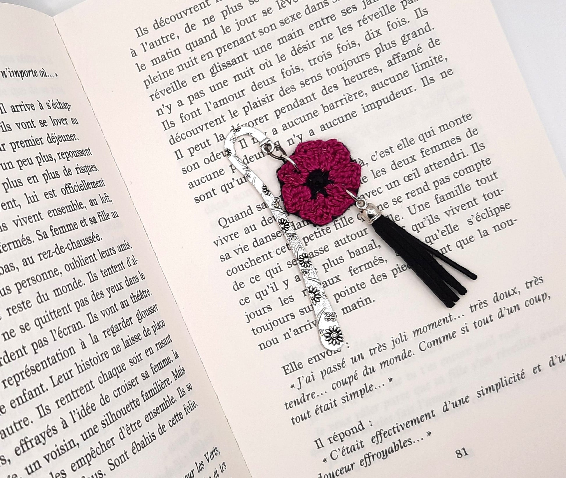 Marque-pages au choix, fleur au crochet, pompon noir feutrine – Image 8