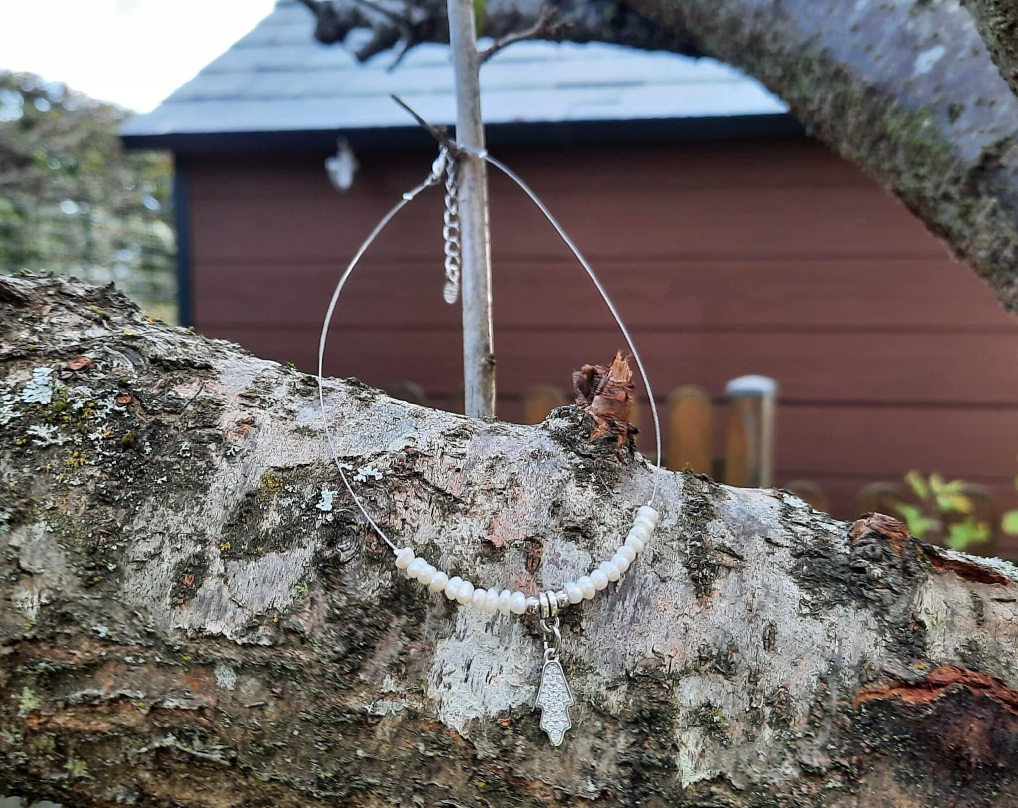 Collier ras du cou, fil câble acier, perles pierres naturelles, pendentif main de fatma argent 925 et zirconium, Lithothérapie – Image 8