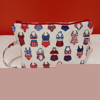 Trousse de toilette imperméable motifs maillot de bain