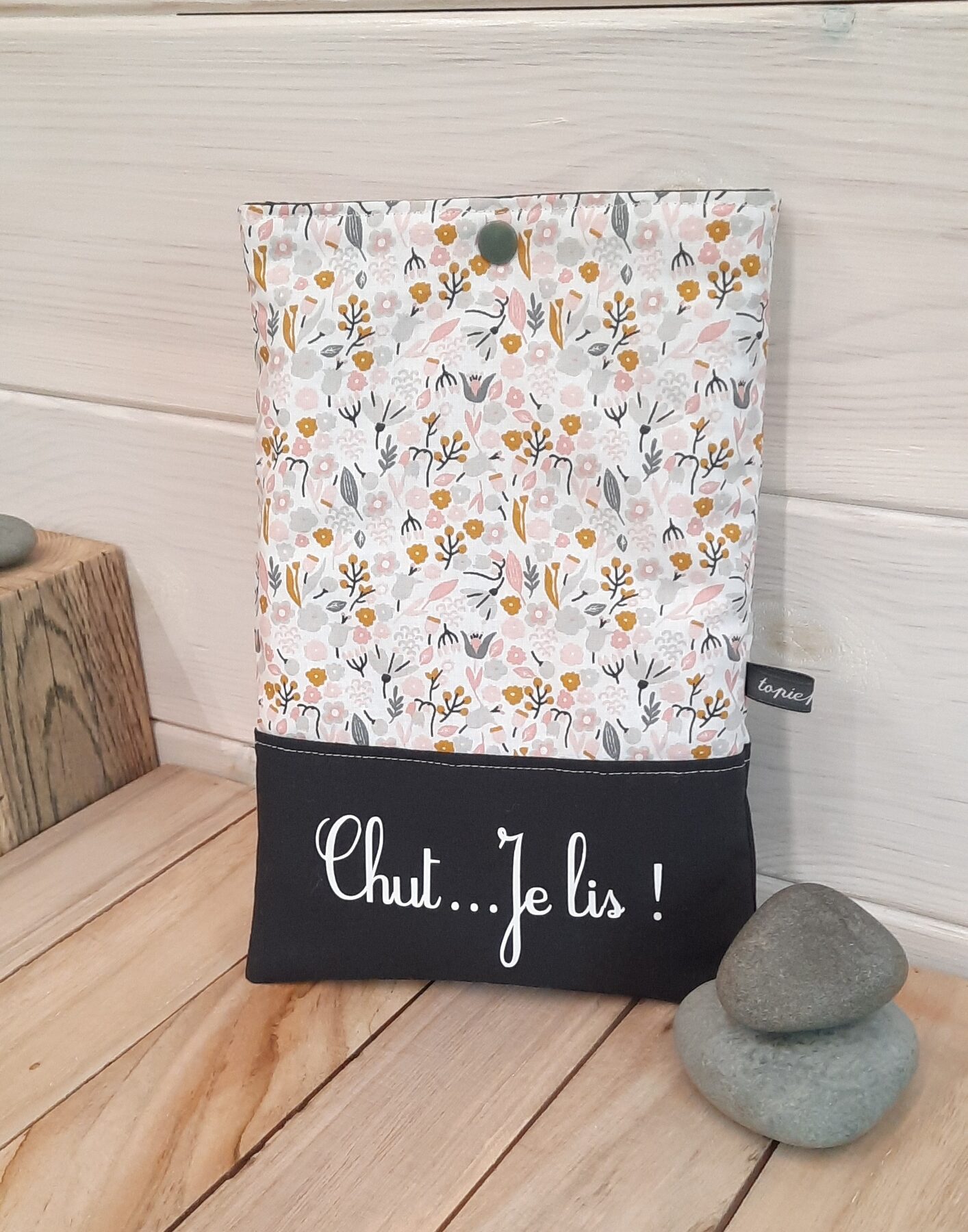 Pochette à livre de poche