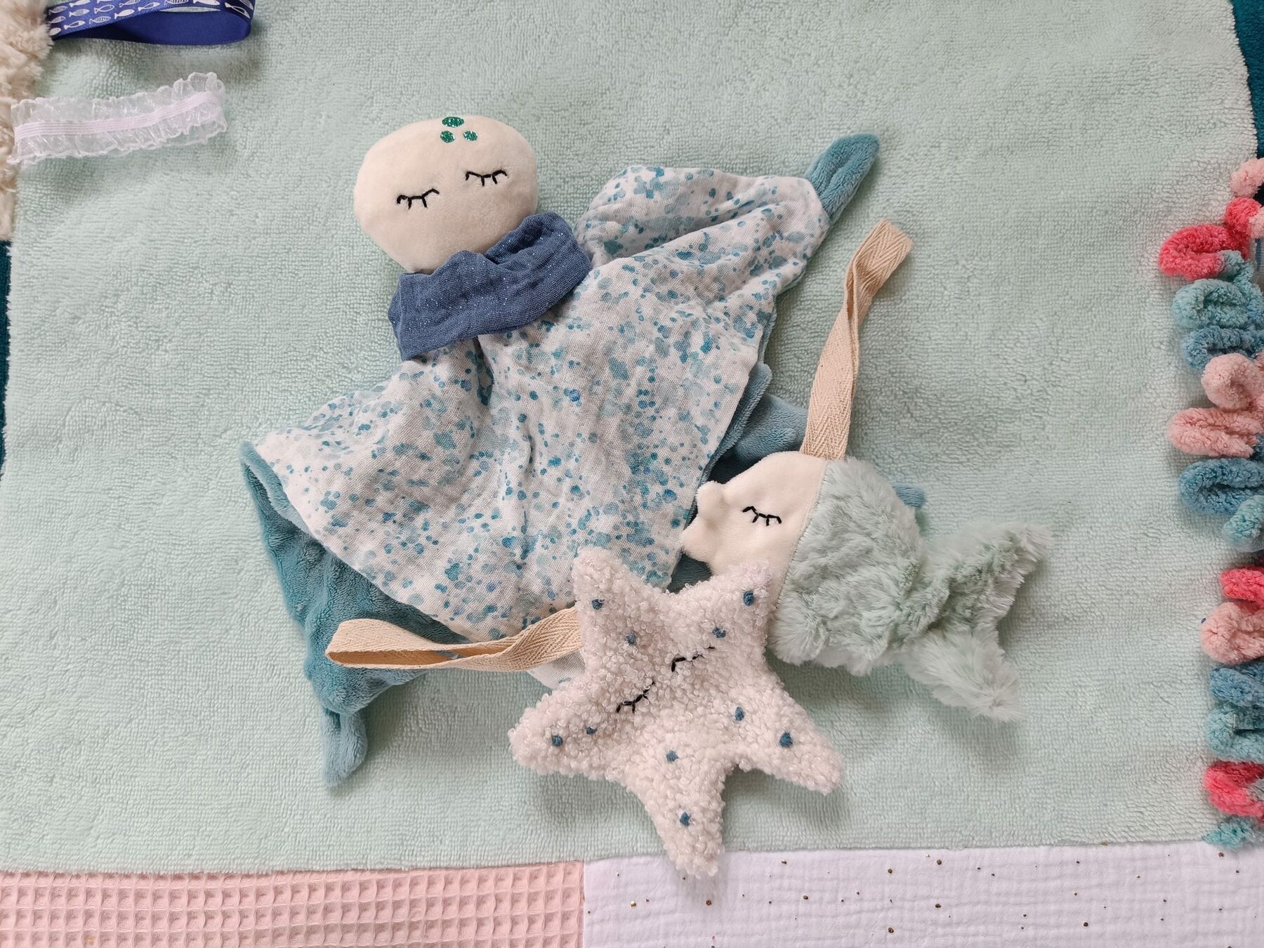 Doudou attache tétine mer – Image 6