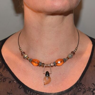 collier feuille