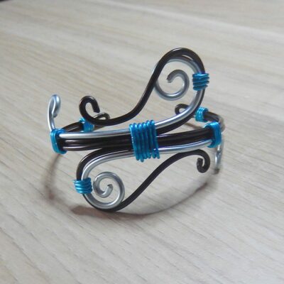 Bracelet Félicie - courbes d'aluminium