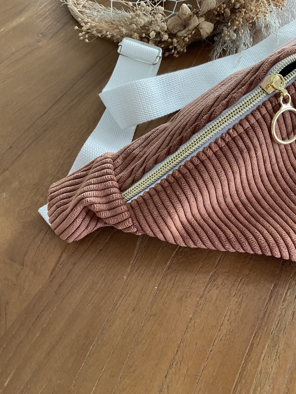 Sac banane velours côtelé terracotta