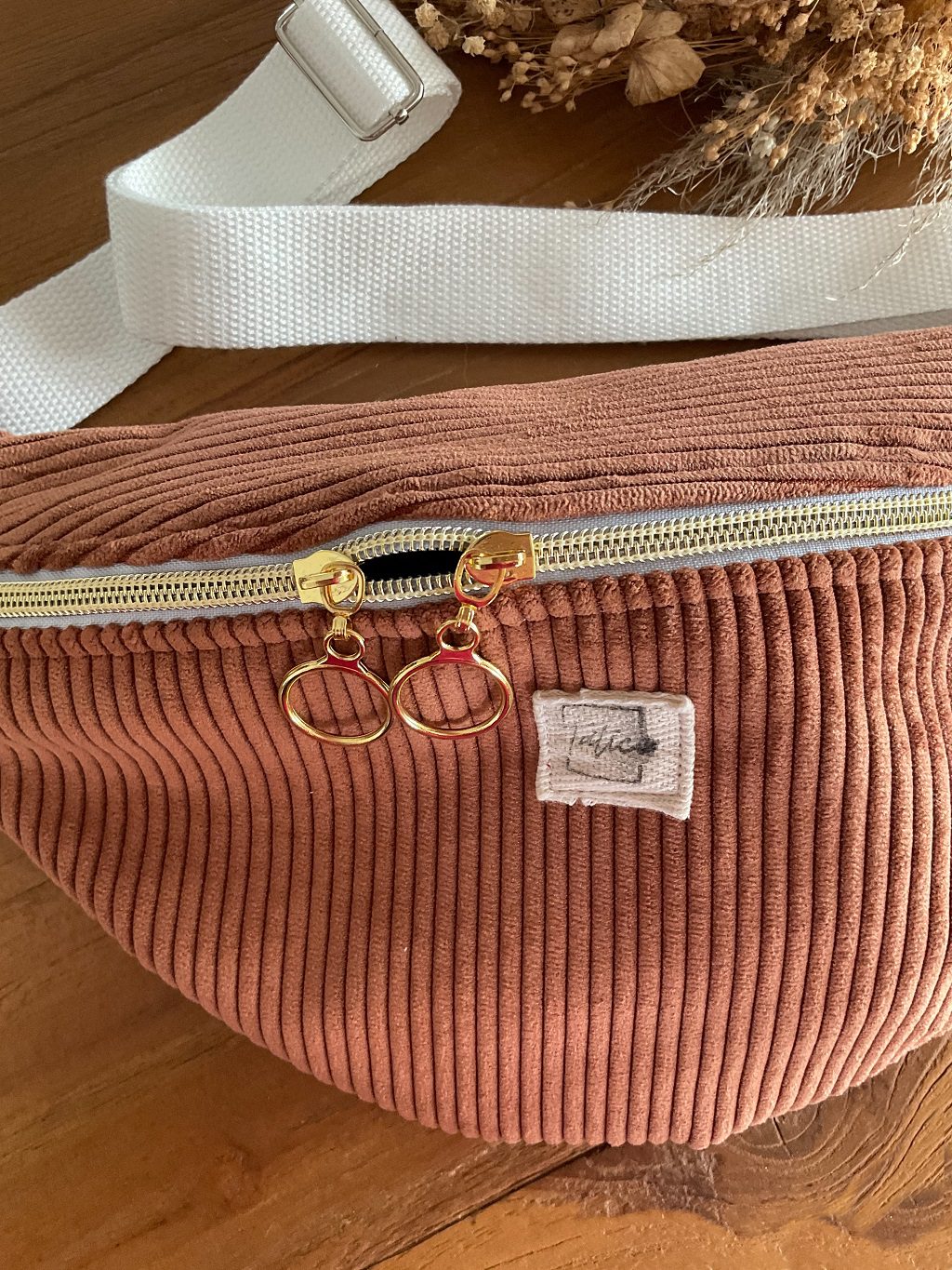 Sac banane velours côtelé terracotta