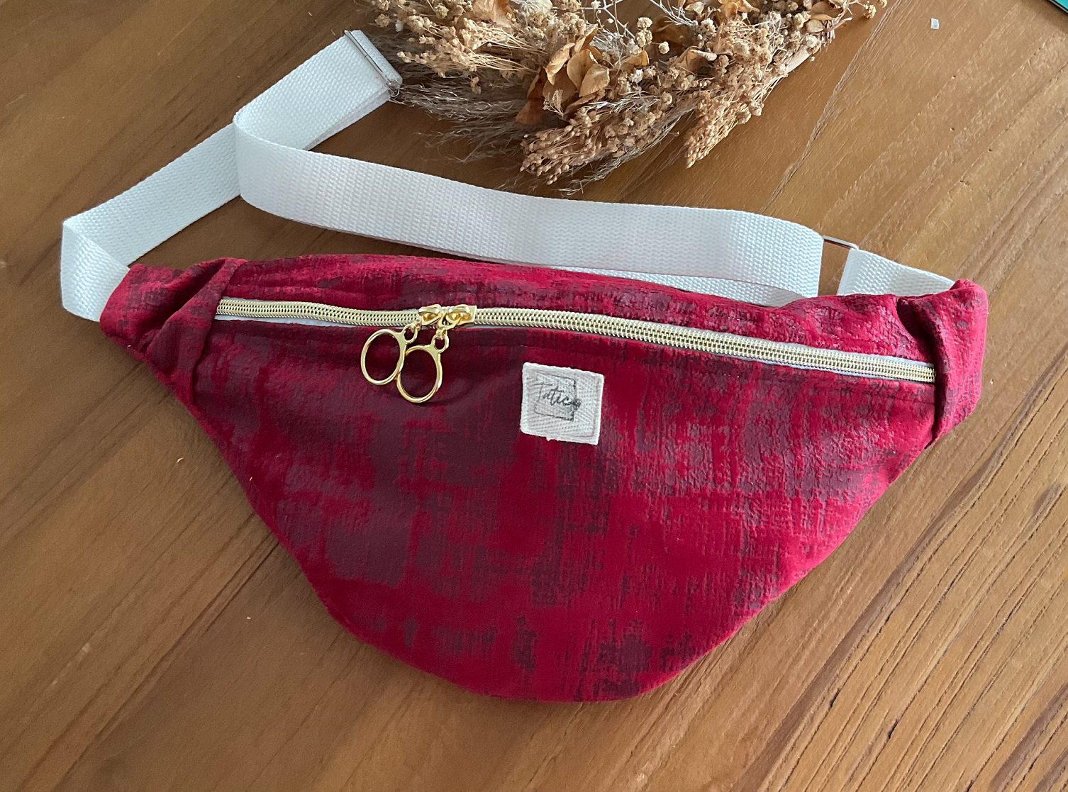Sac banane velours rouge