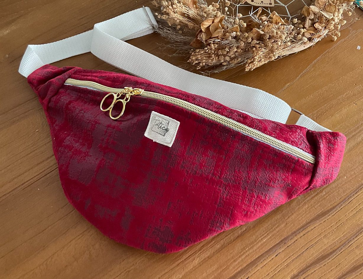 Sac banane velours rouge