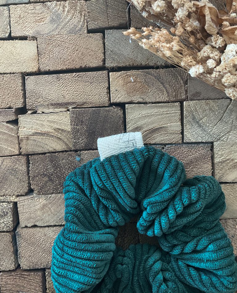 Chouchou scrunchie velours côtelé vert sapin