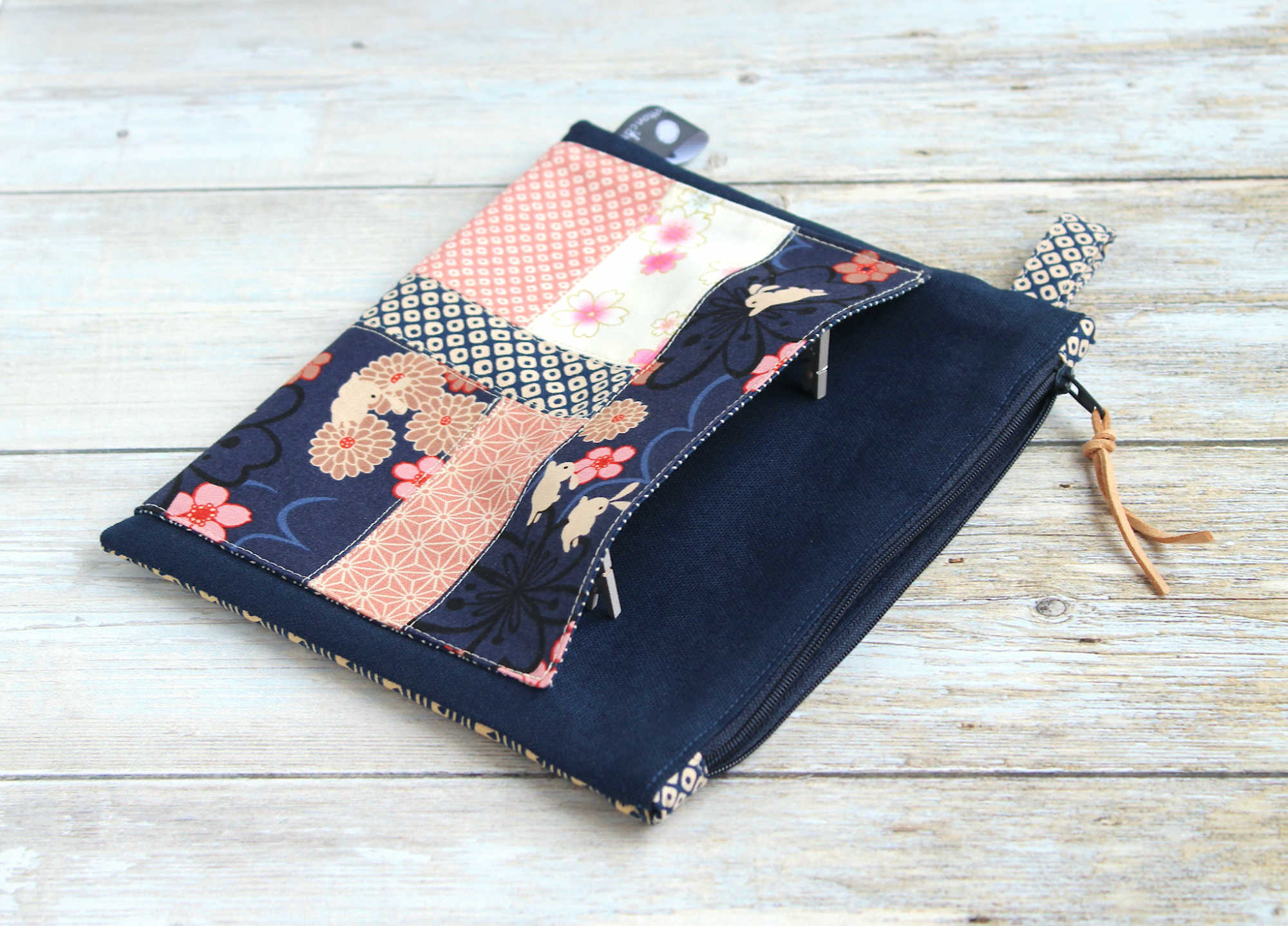 Pochette japonaise patchwork, porte chéquier, trousse avec poche extérieure – Image 3