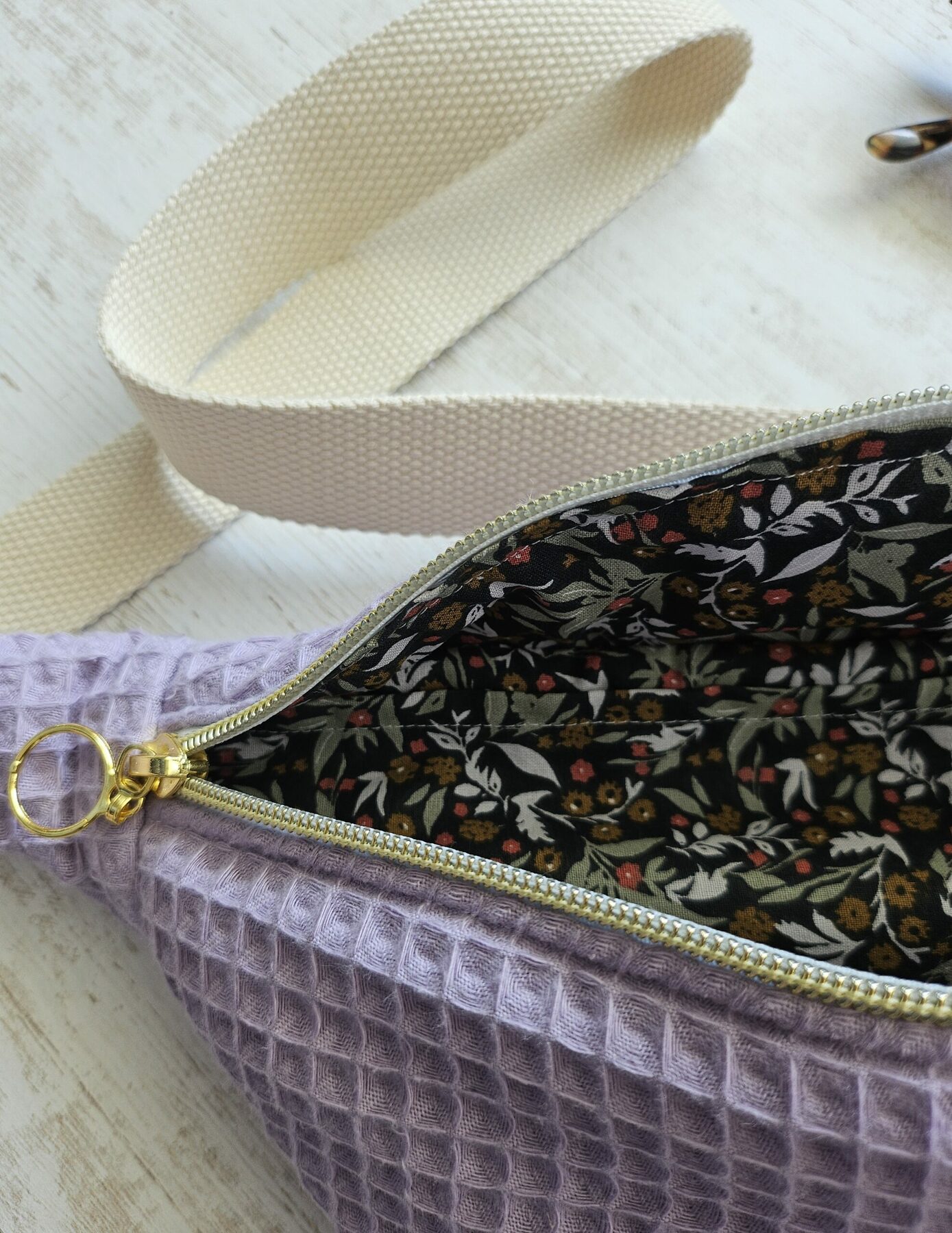 Sac banane nid d'abeille violet
