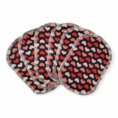 lot de 6 lingettes lavables cœurs sur bleu marin