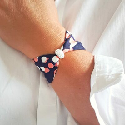 Bracelet noeud en soie Alicia