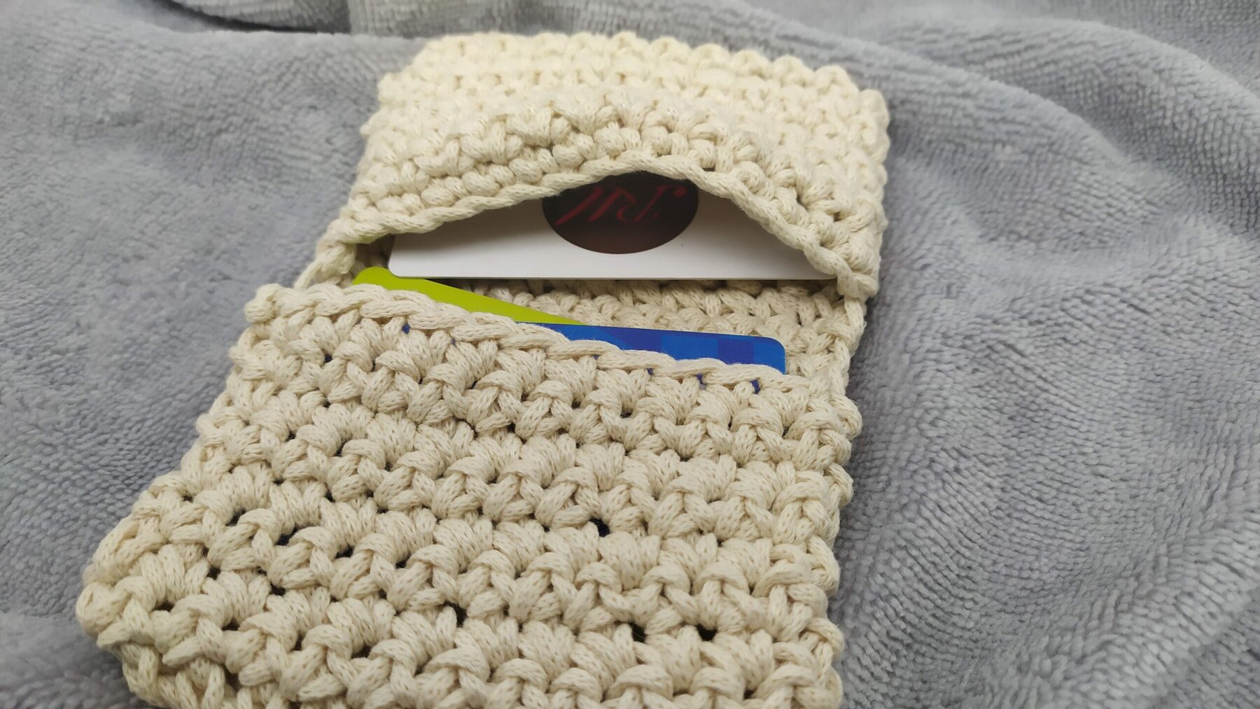 Porte-cartes au crochet – Image 2