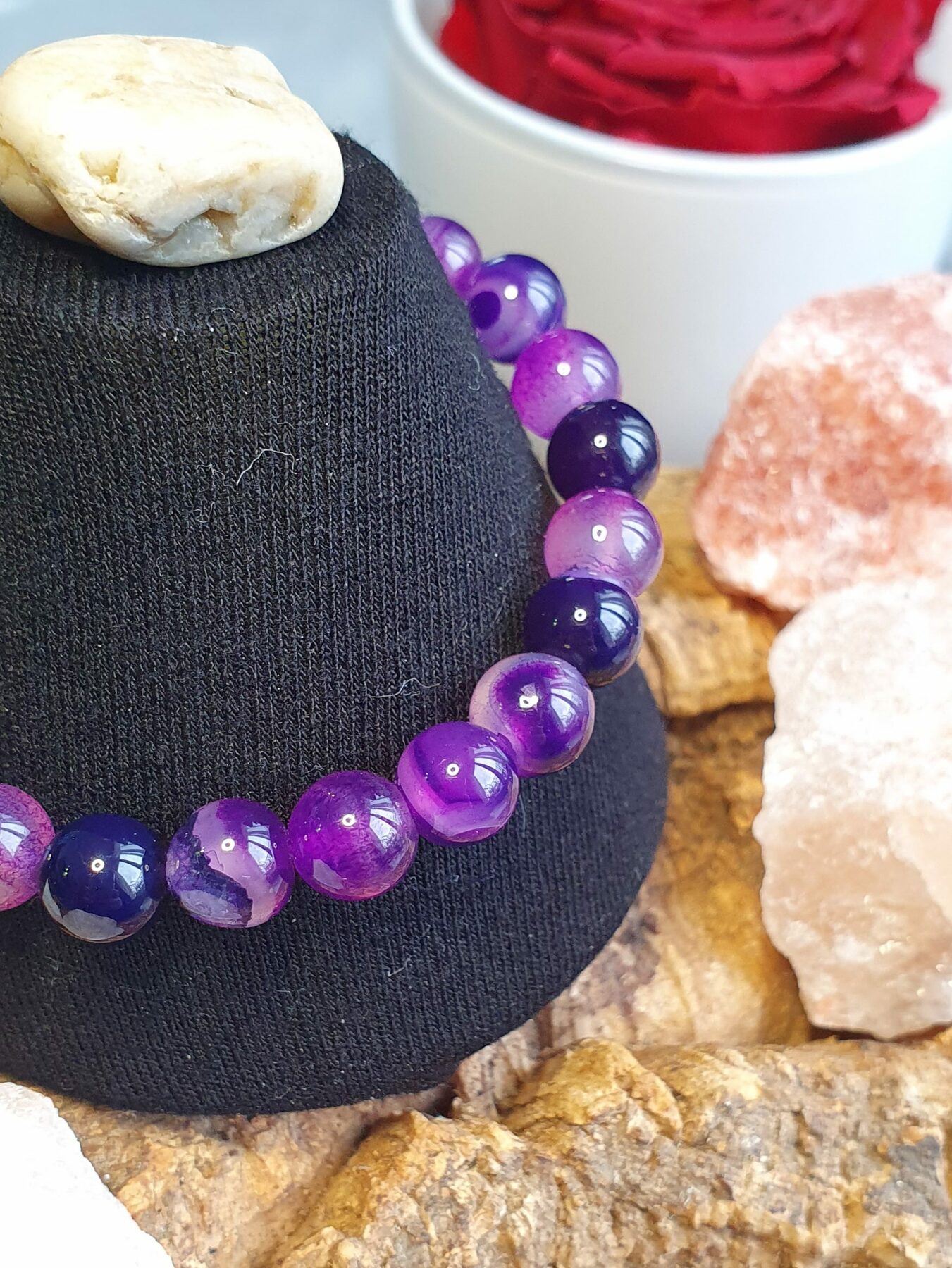 Bracelet en Agate Violette - Élégance et Sérénité en Perles de 8 mm – Image 4