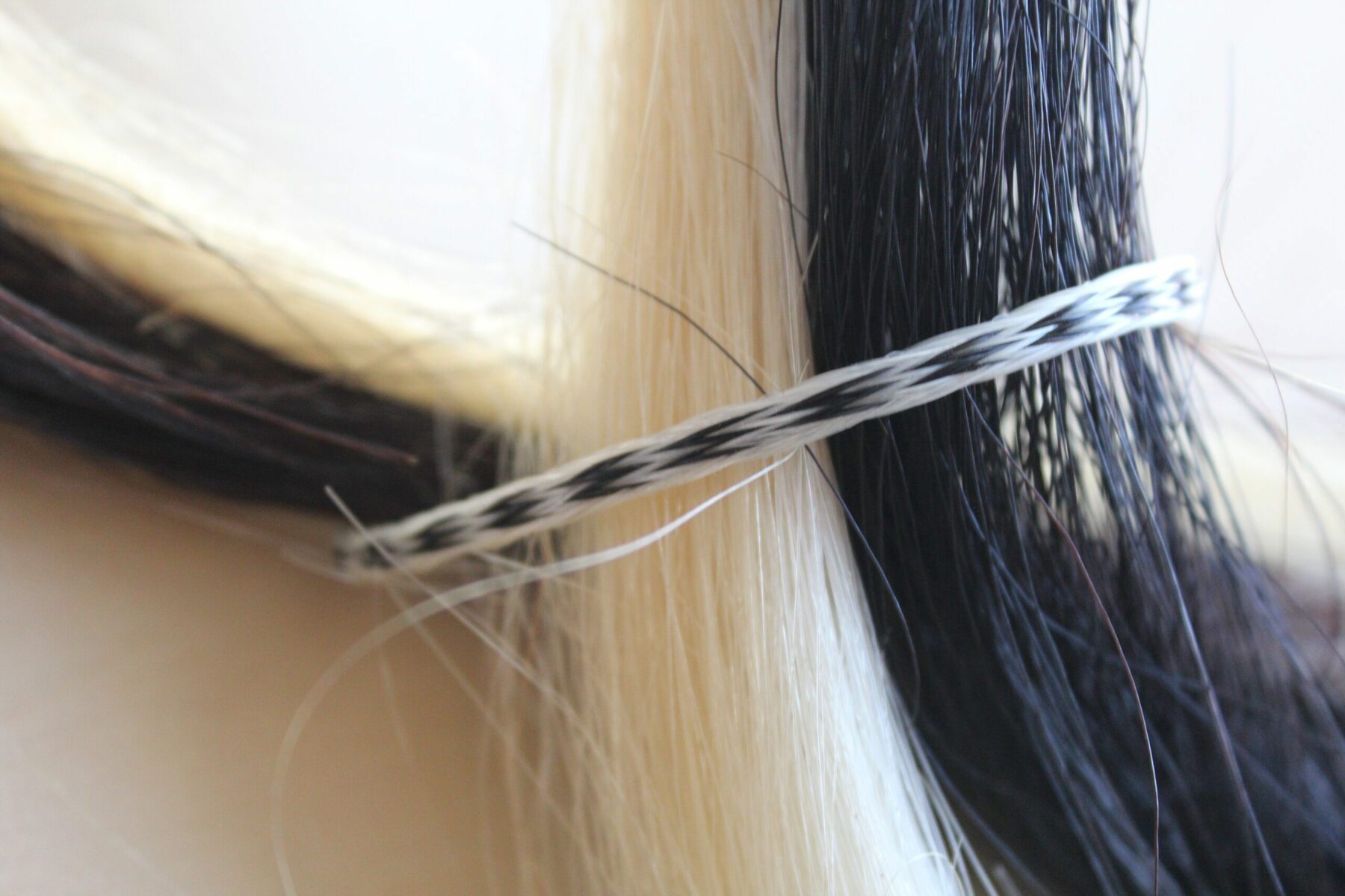 Bracelet tissé "W" – Image 3