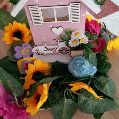 Maisonnette et son jardin poétique