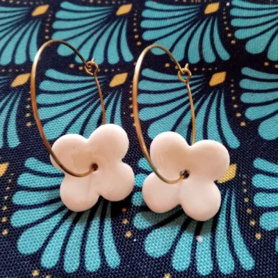 boucles d'oreilles en porcelaine