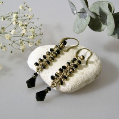 Boucles d'oreilles au crochet perles bicolores noires et dorées GLYCINE