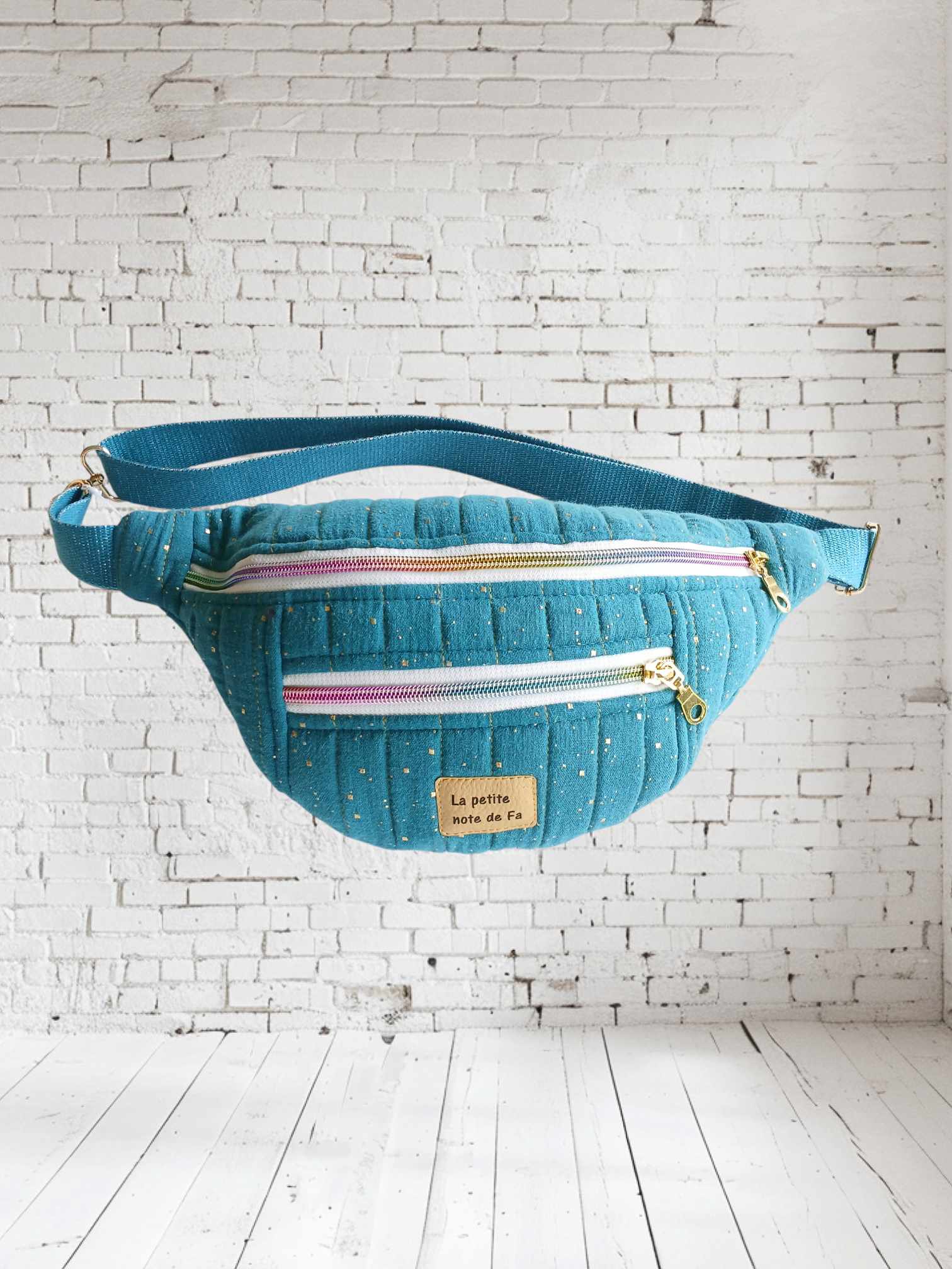 Sac banane vert à pois doré