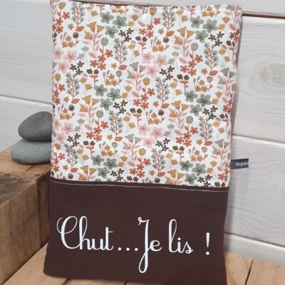 Pochette à livre de poche