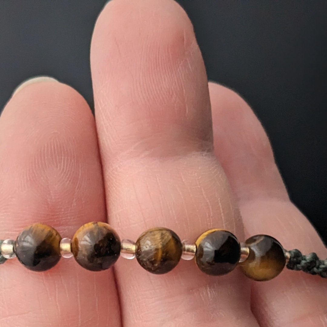 Bracelet Macramé Kaki Oeil De Tigre / Lithothérapie – Image 4