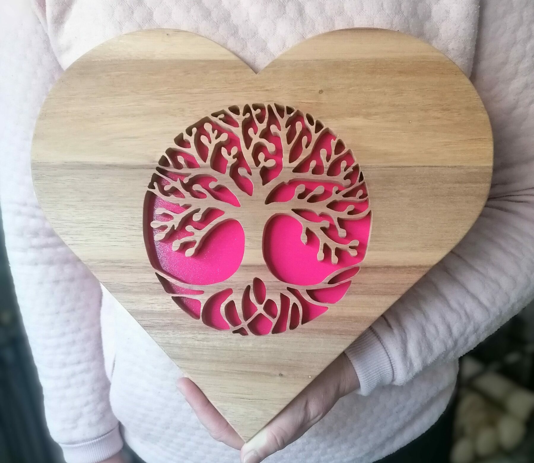 Arbre de vie en cœur fait mains, cadeau fêtes et anniversaires, symbole, décoration murale originale, ambiance reposante et romantique. – Image 3