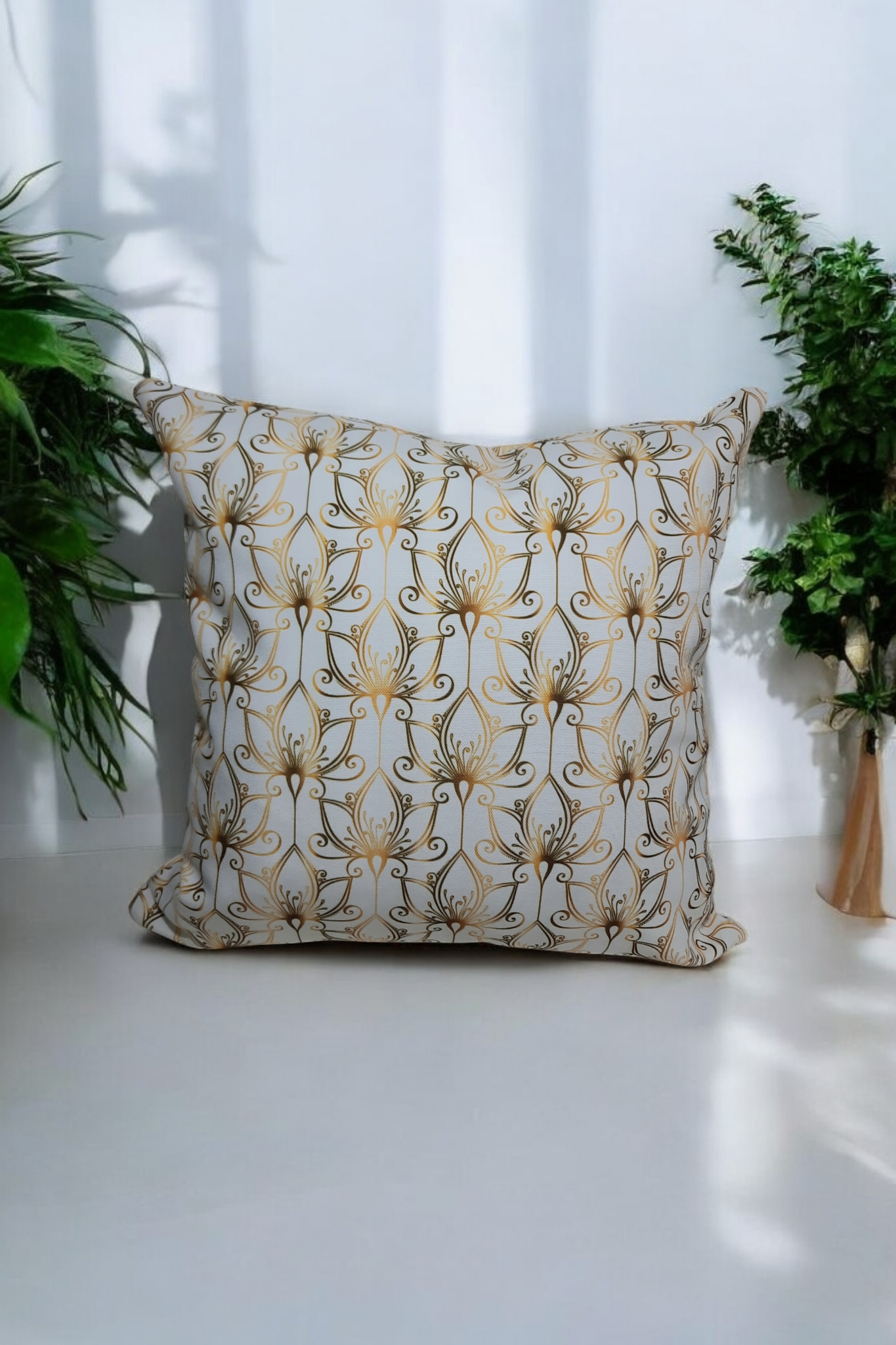 Housse de Coussin Art Déco Lys Gold - Fabrication Française & Oeko-Tex - 40x40 cm