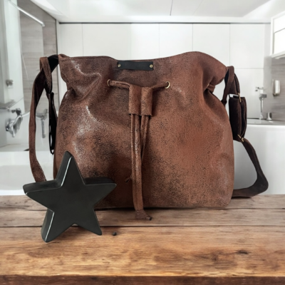Sac seau en simili cuir chocolat aspect vieilli : Zanzibar