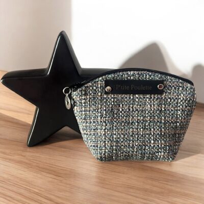 Porte monnaie en tweed bleu "P'tite Poulette"- Création artisanale française