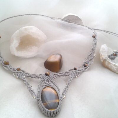Collier Macramé, Gris Oeil-De-Tigre . Artisanal Et Unique