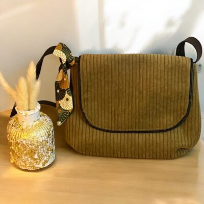 Mini sac "P'tite Poulette" Olive – L'élégance compacte et pratique
