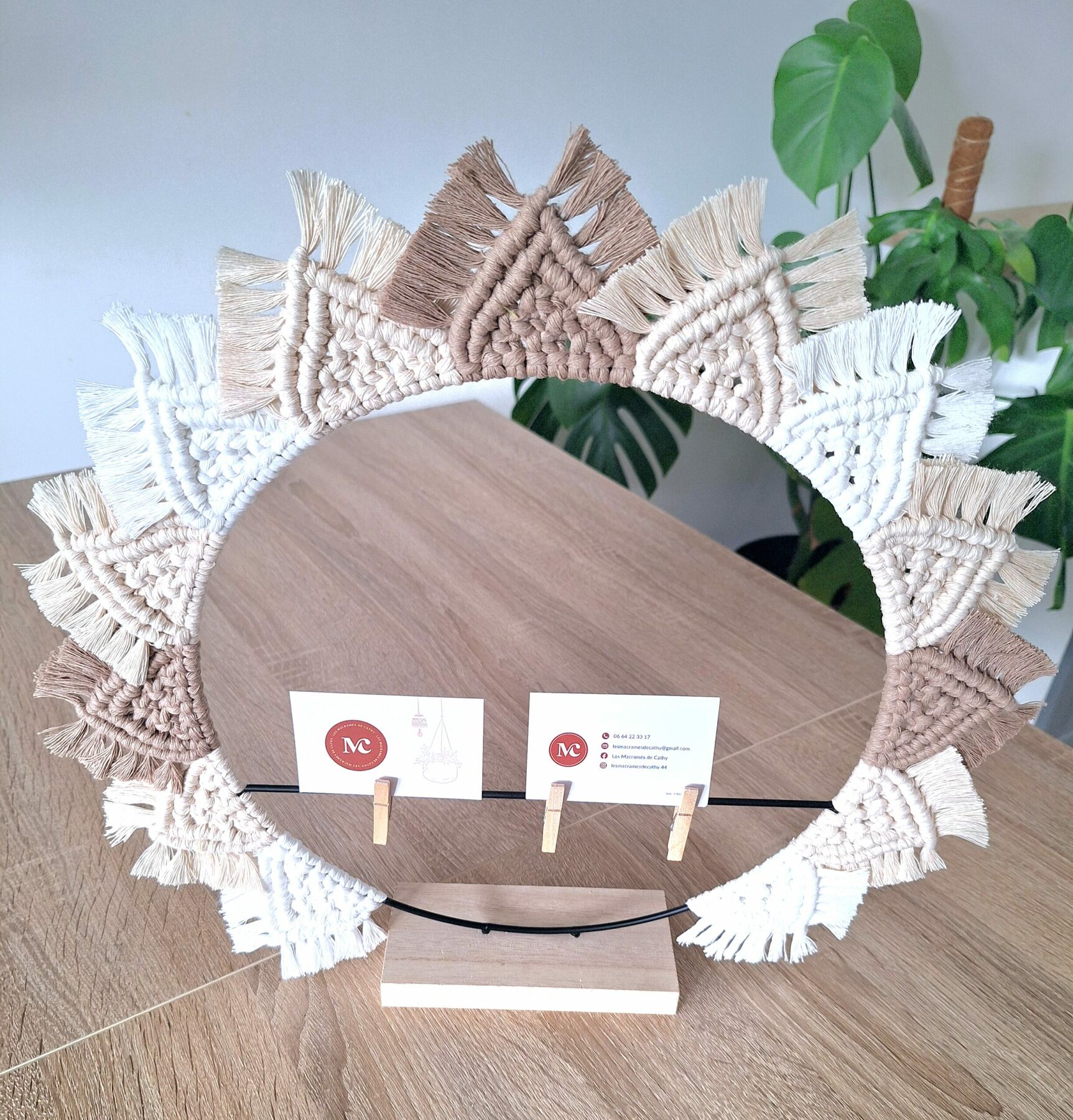 Porte photo rond fer socle en bois – Image 4