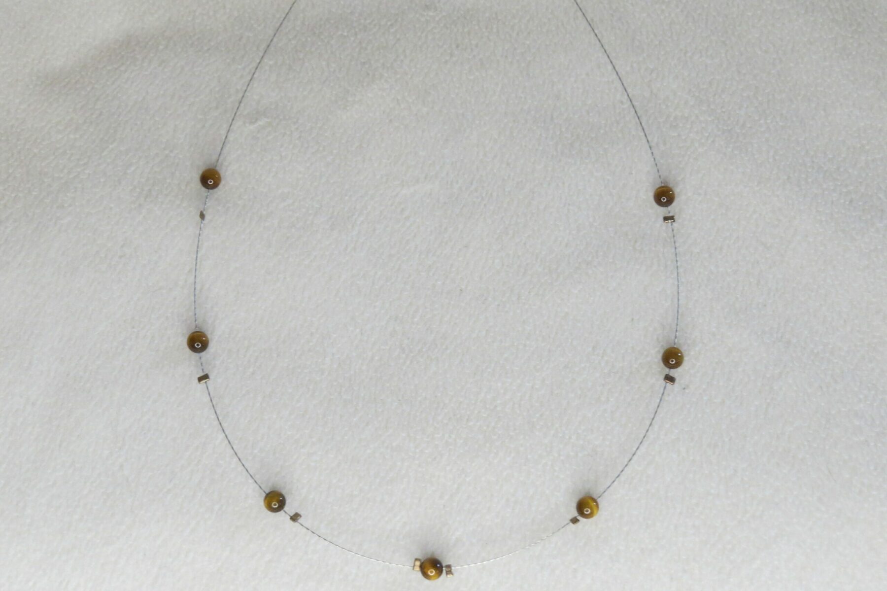 Collier œil de tigre monté sur câble – Image 2