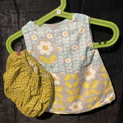Robe réversible fleur vintage 3 mois